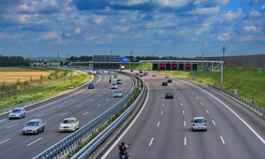 Осуществление плана «Безопасные и качественные автомобильные дороги»